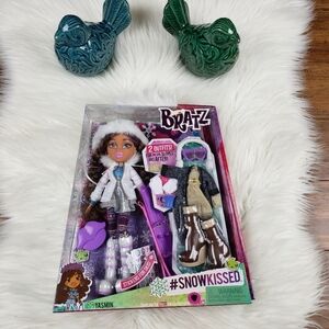Bratz doll collectors 2015 Yasmin snowkissed